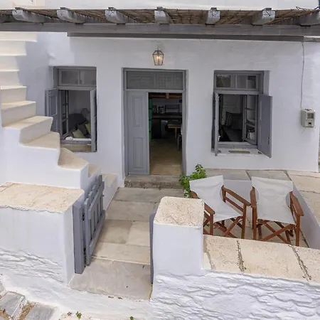 Tinos Village Aura Holiday home *